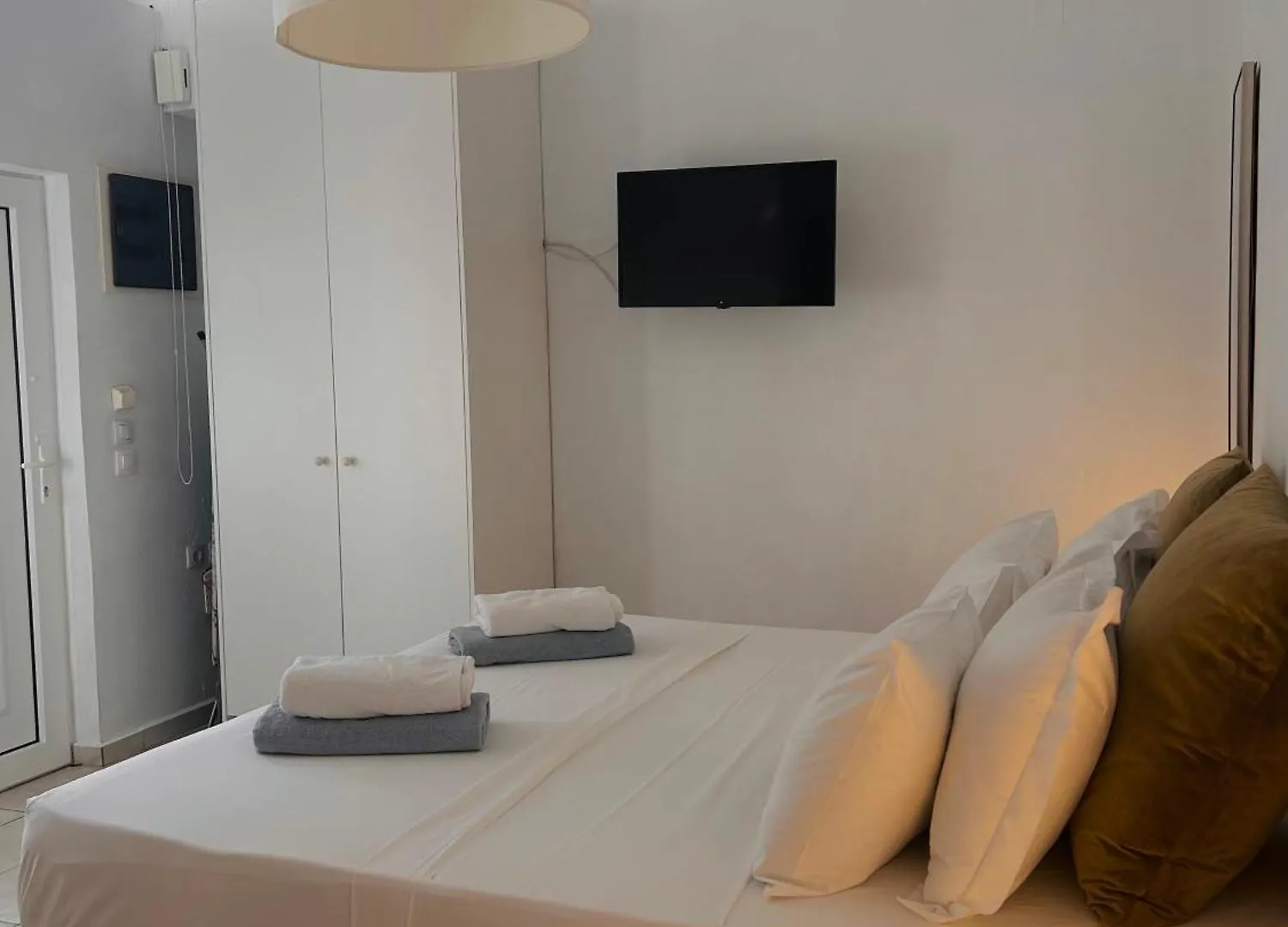 Cretesuites - Urban Villa With Pool - 500M To The Beach Rethymno  Apartment Rethymno (Crete)