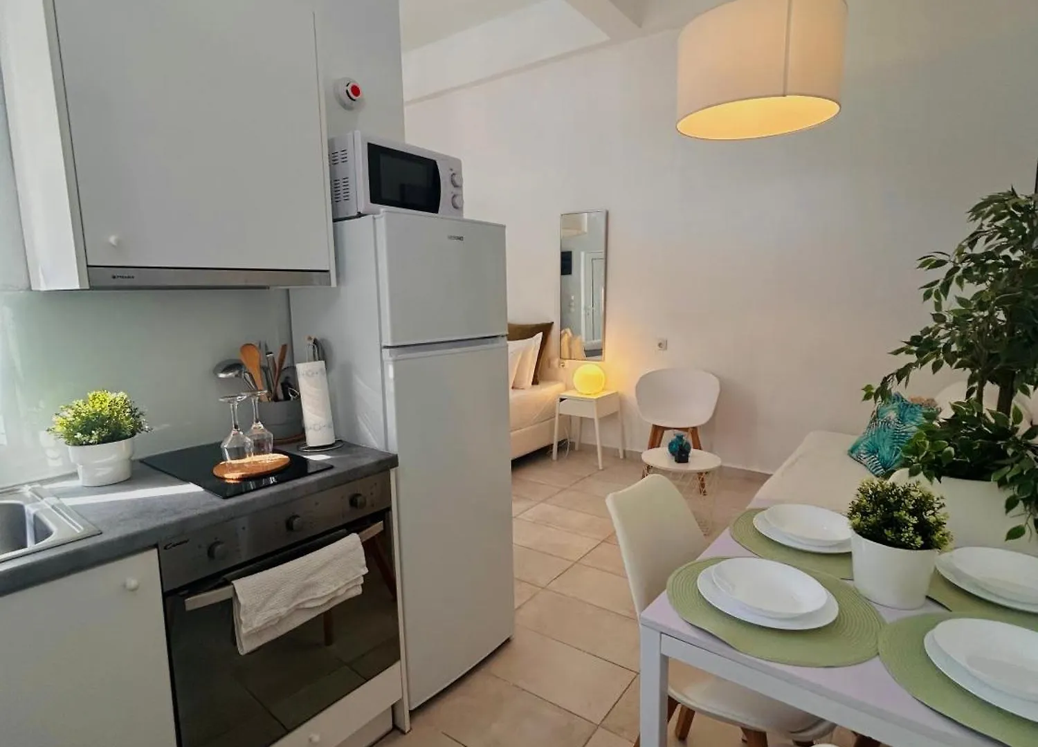 Apartment Cretesuites - Urban Villa With Pool - 500M To The Beach Rethymno