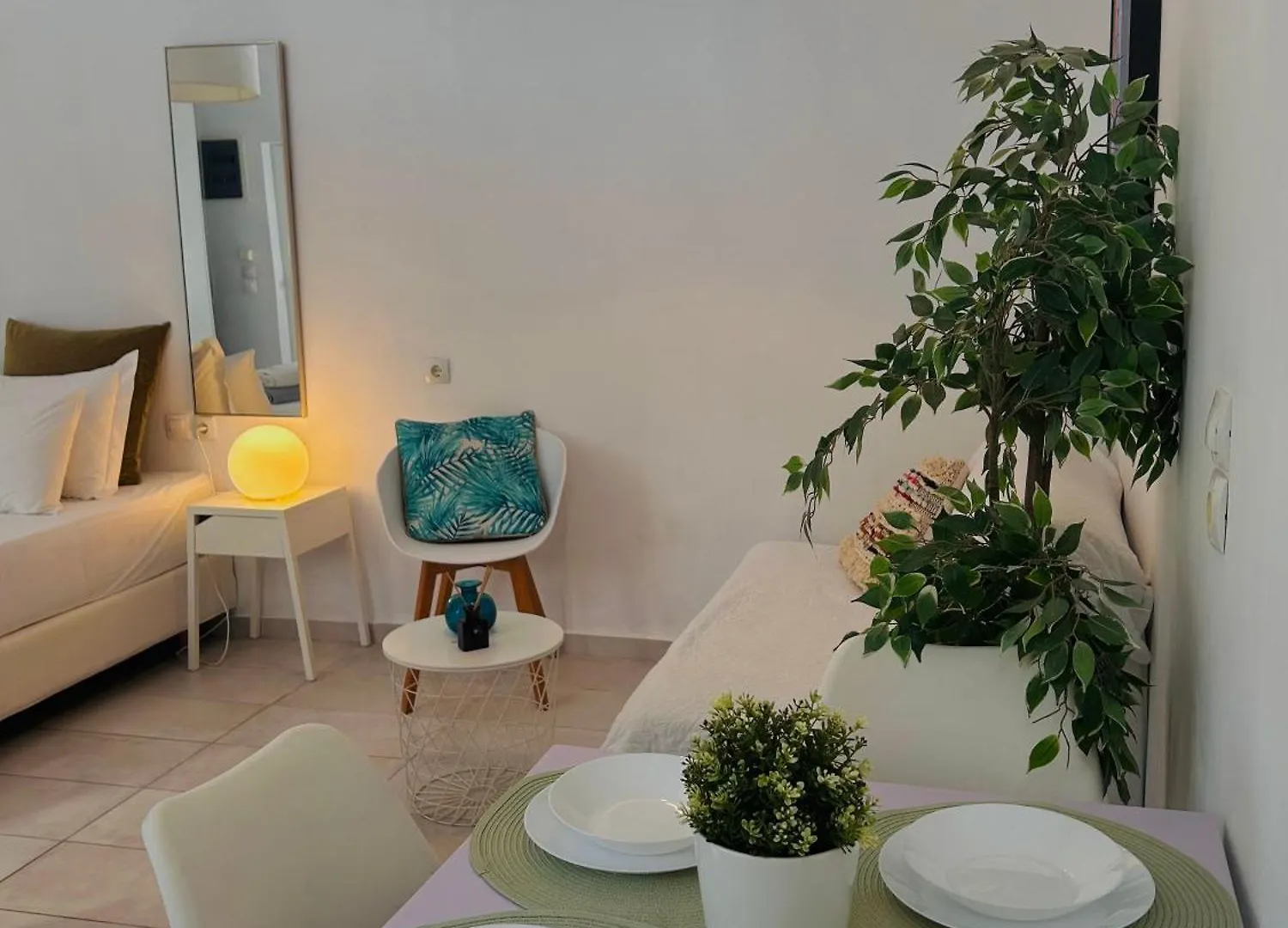 Cretesuites - Urban Villa With Pool - 500M To The Beach Rethymno 0*,